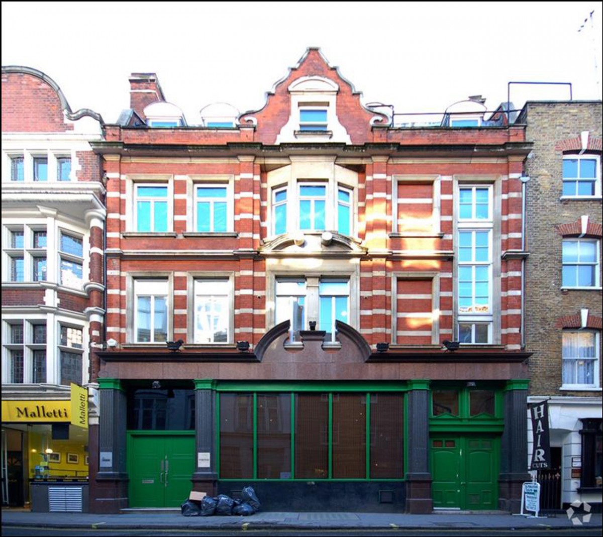 25/26 Noel Street W1 Simon Korn