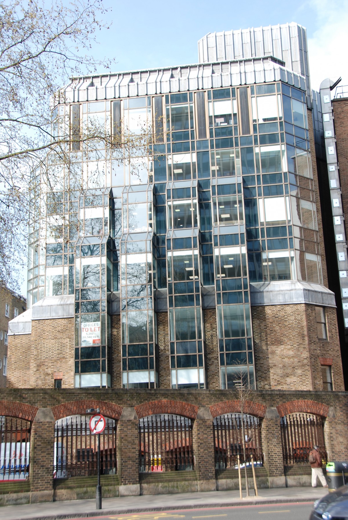 17 Connaught Place W2 Simon Korn